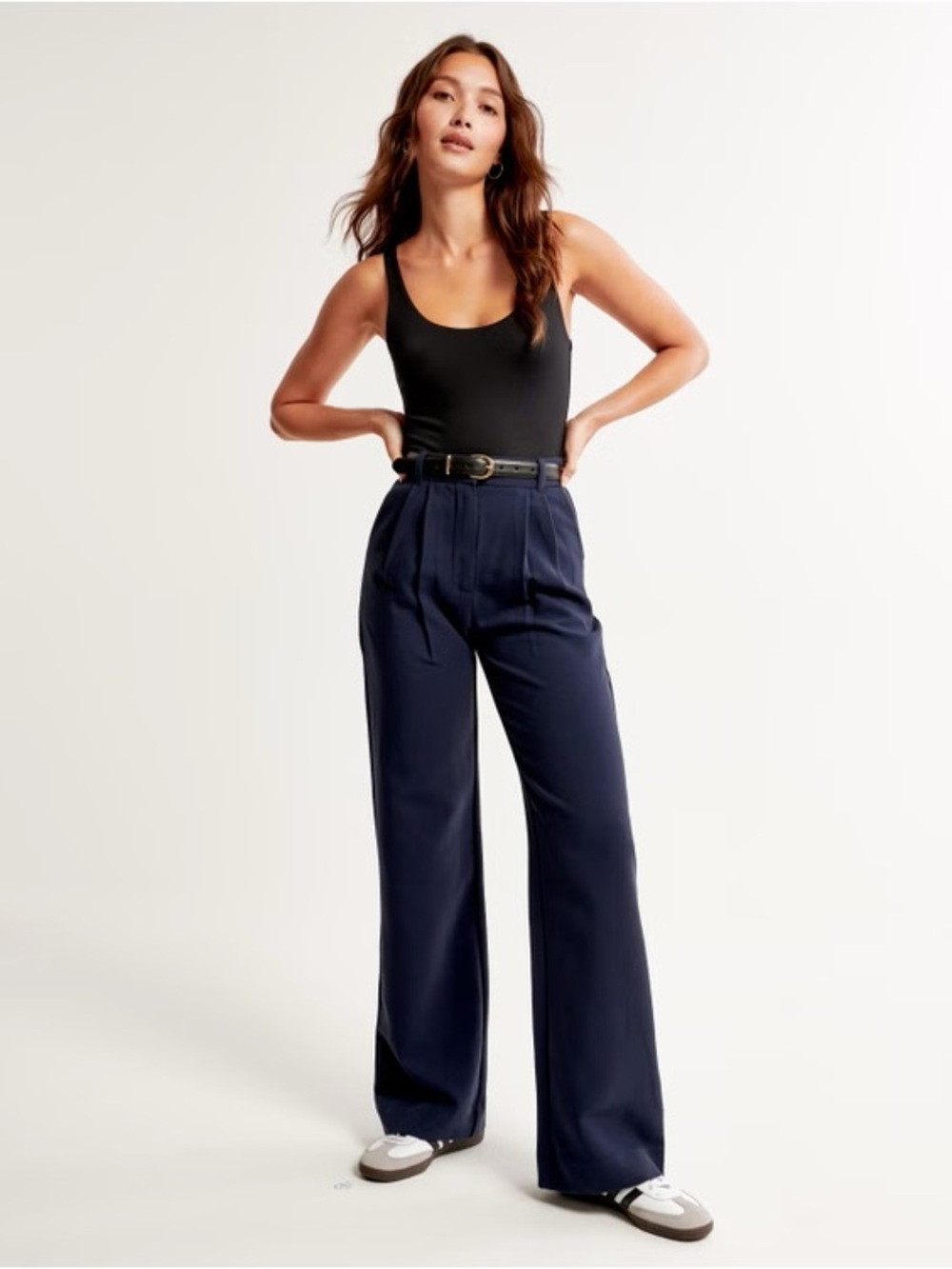 Abercrombie & Fitch Sloane tailored pants in navy